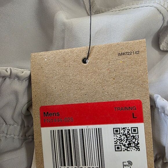 Nike Unlimited Men's Dri-FIT 7" Unlined Versatile Shorts FN1444-025 New Men's L - Picture 8 of 8